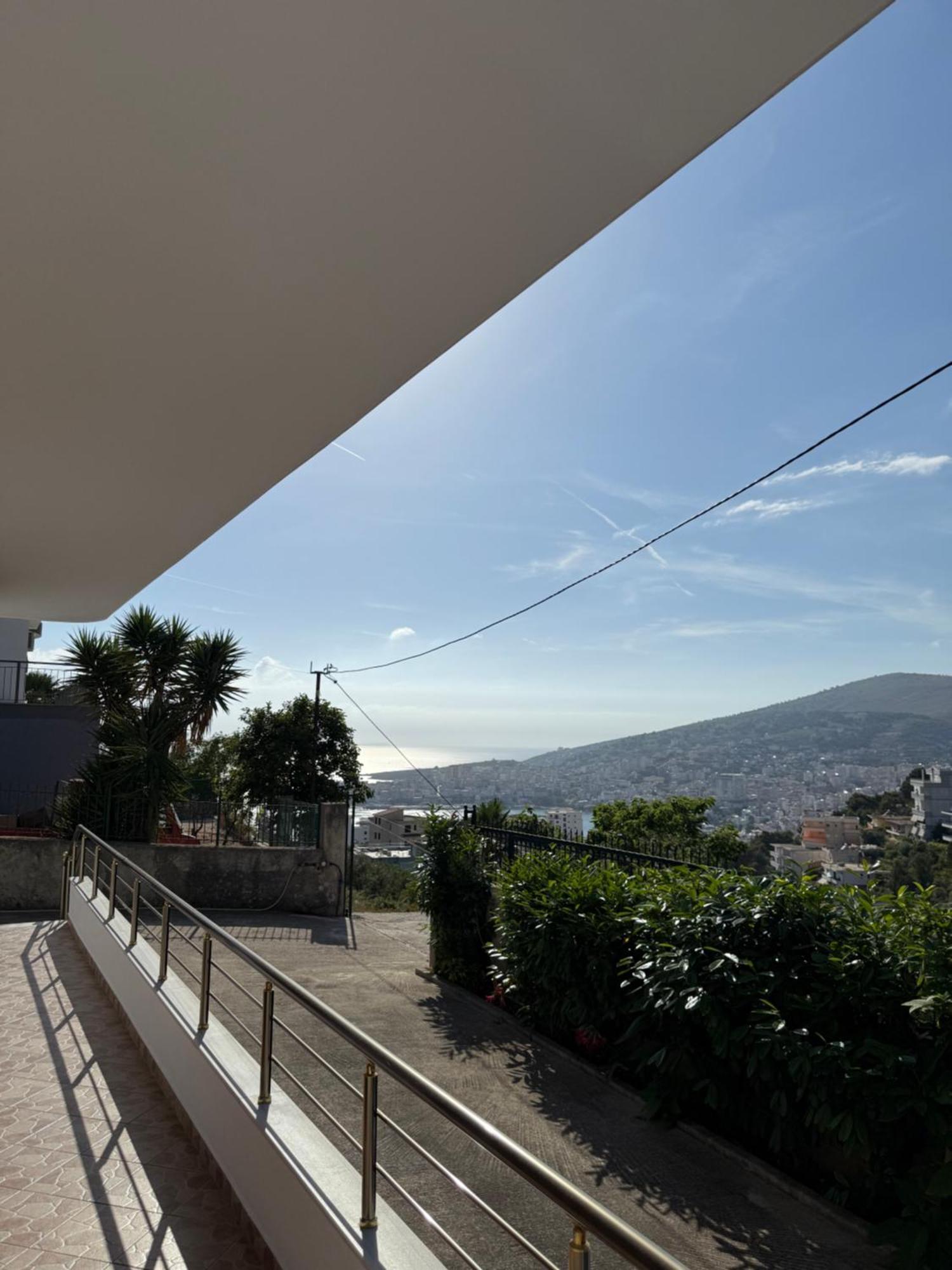 Amar Apartments Sarandë Exteriör bild