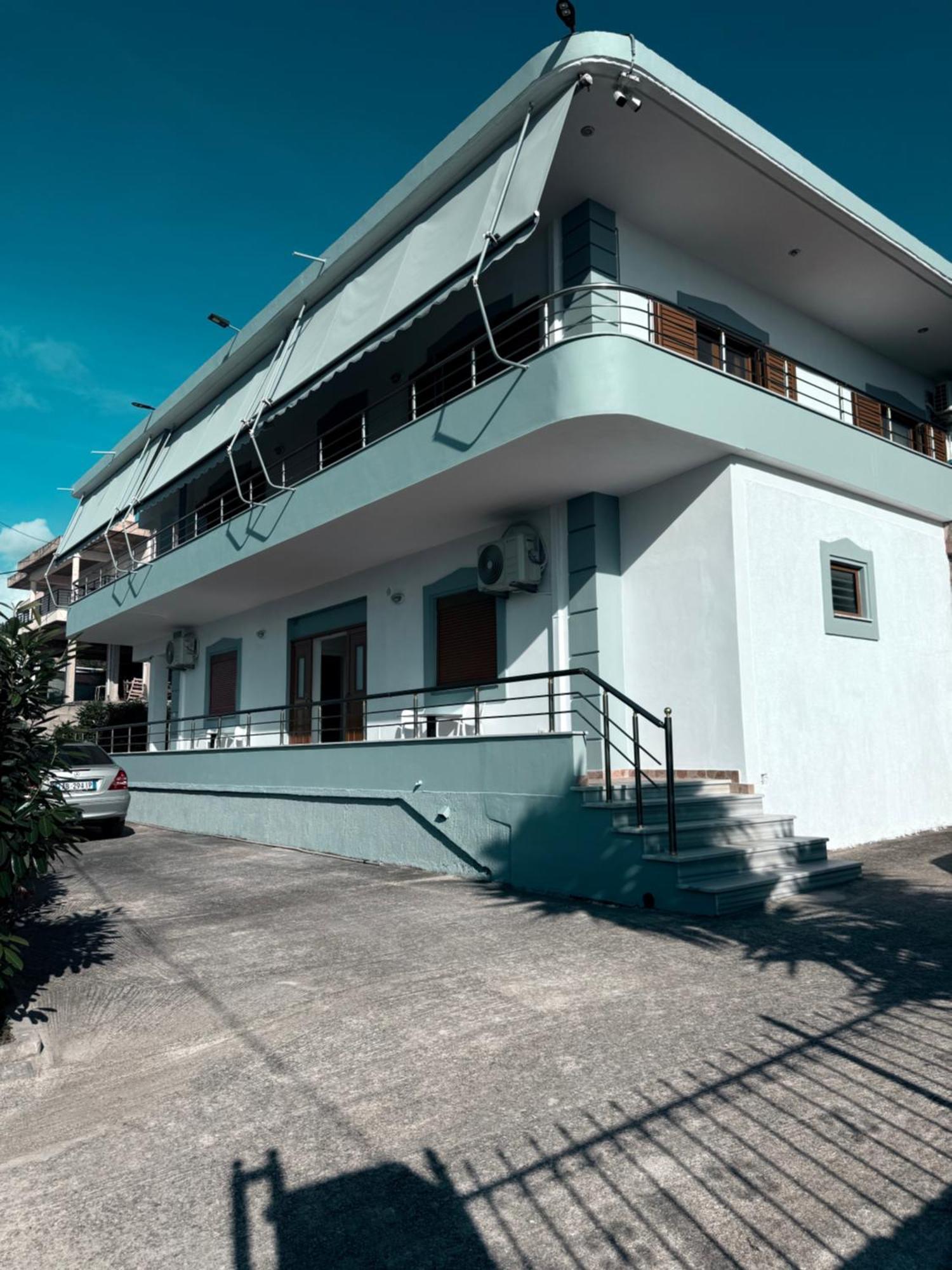 Amar Apartments Sarandë Exteriör bild